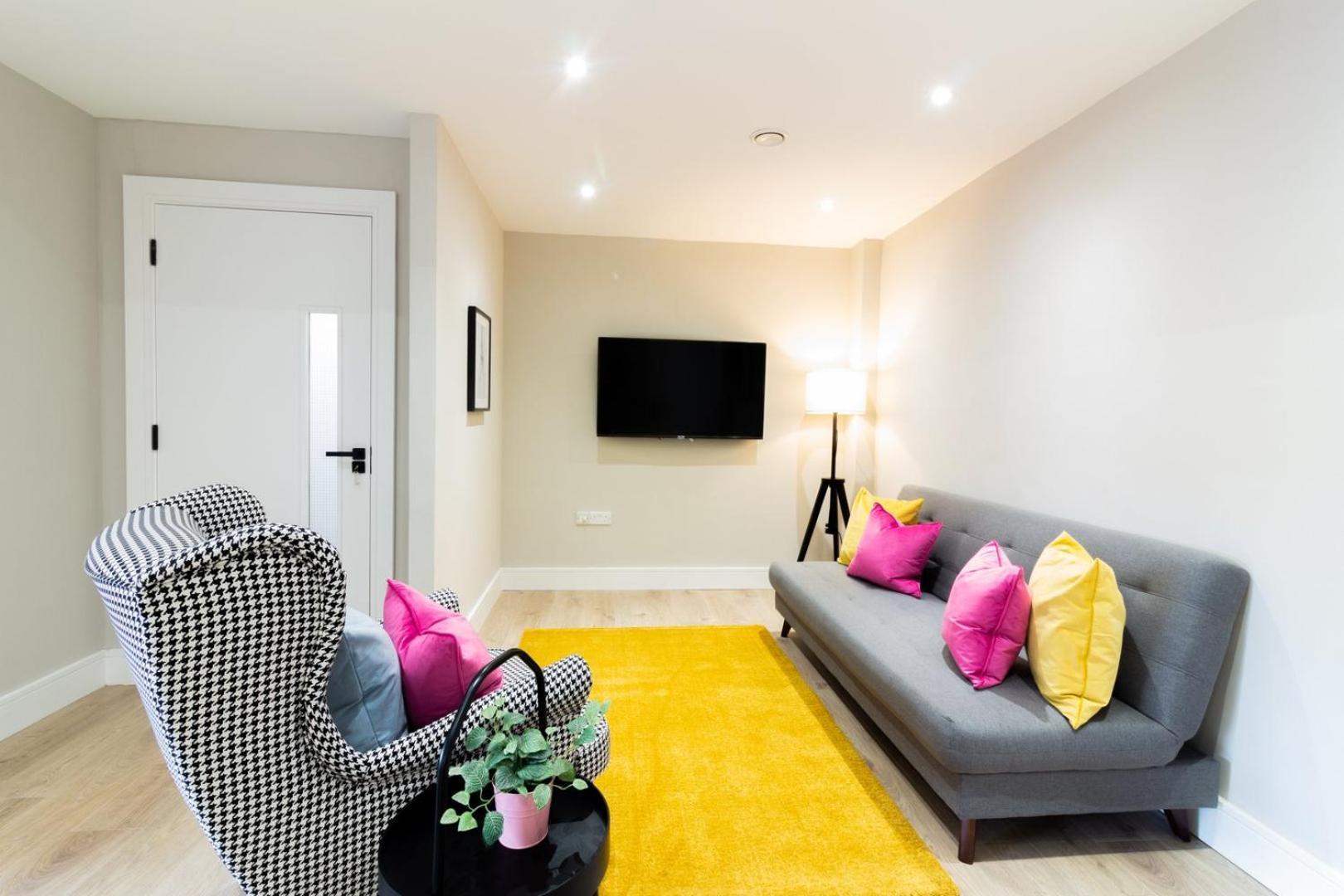 Guestready - Encantando O Apartamento 2Br No Newmarket Hall Dublin Eksteriør billede