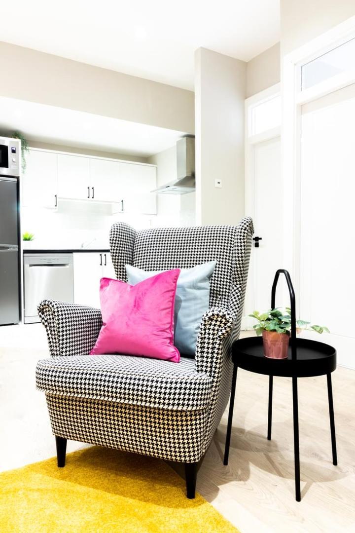 Guestready - Encantando O Apartamento 2Br No Newmarket Hall Dublin Eksteriør billede